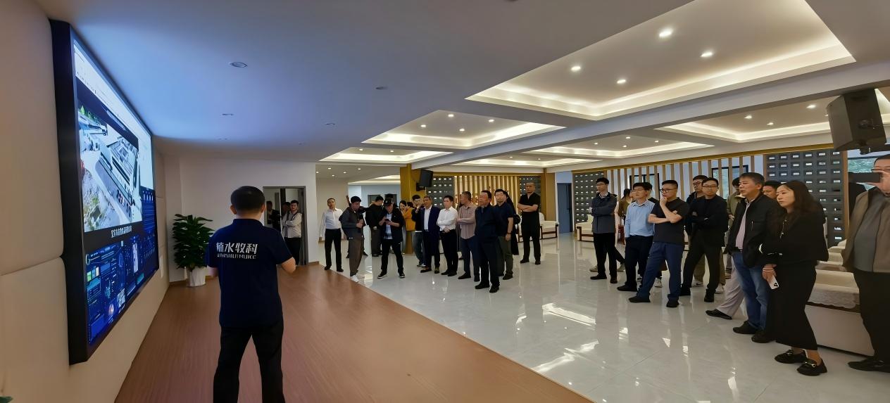 1761211085661033809.jpg 3).jpg